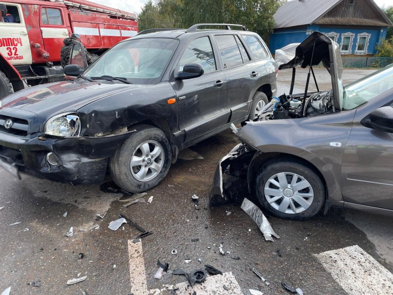 В Удмуртии водитель иномарки, находясь в состоянии опьянения, совершил столкновение с отечественным автомобилем